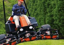 Rotacijska kosilnica Jacobsen AR522